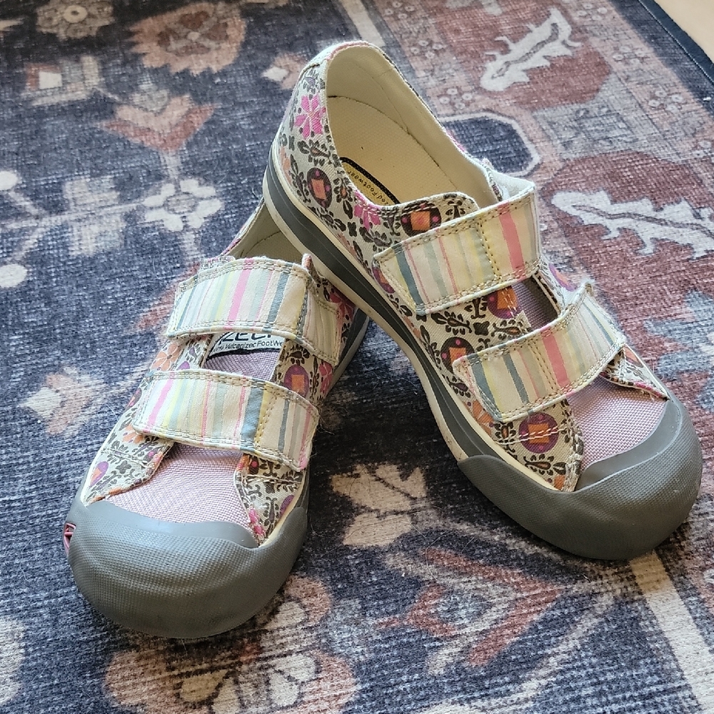 Keen Floral Velcro Sneakers Womens Size 7